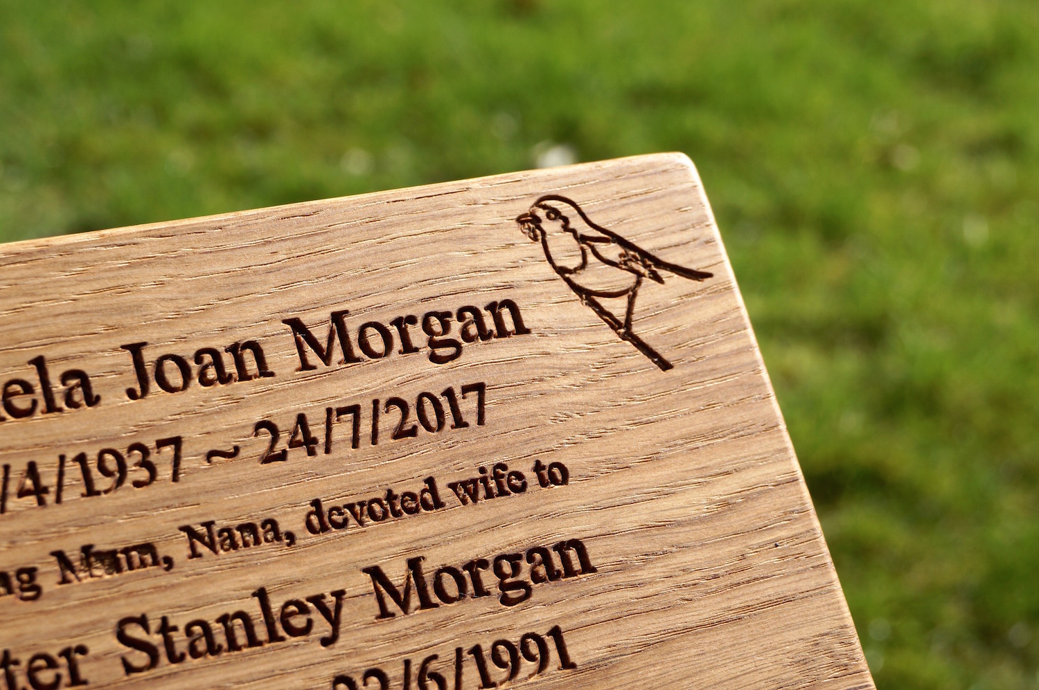 engraved-green-burial-plaques-makemesomethingspecial.com