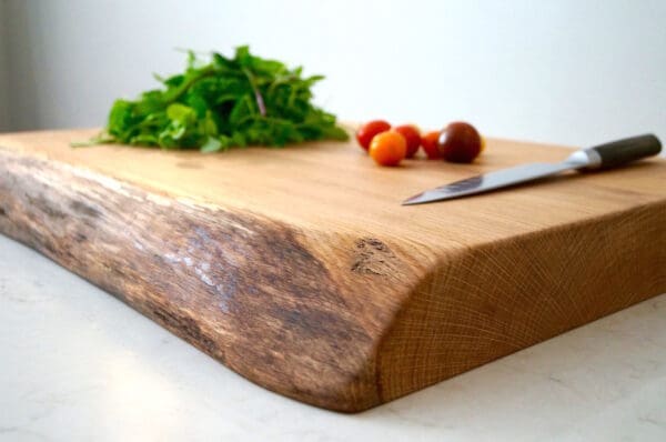 large-rustic-oak-chopping-boards-makemesomethingspecial.com