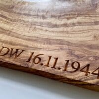 pesonalised-olive-wood-chopping-boards