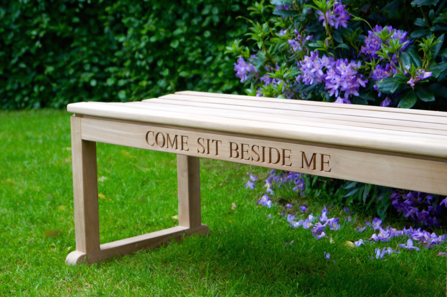 wooden-spa-bench-makemesomethingspecial.com