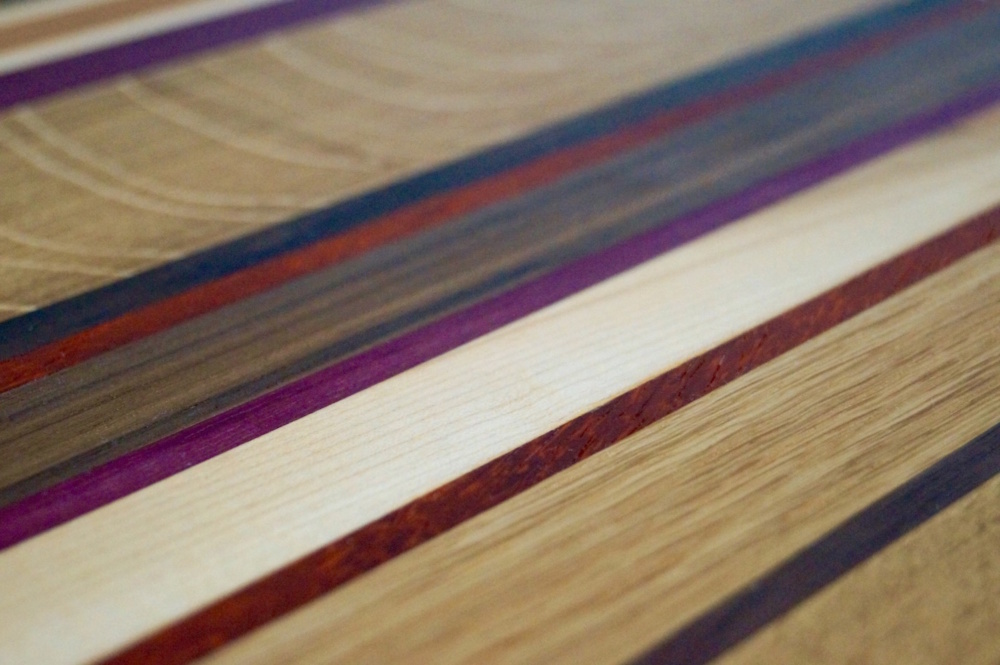 bespoke-colour-wooden-chopping-board-uk-makemesomethingspecial.com