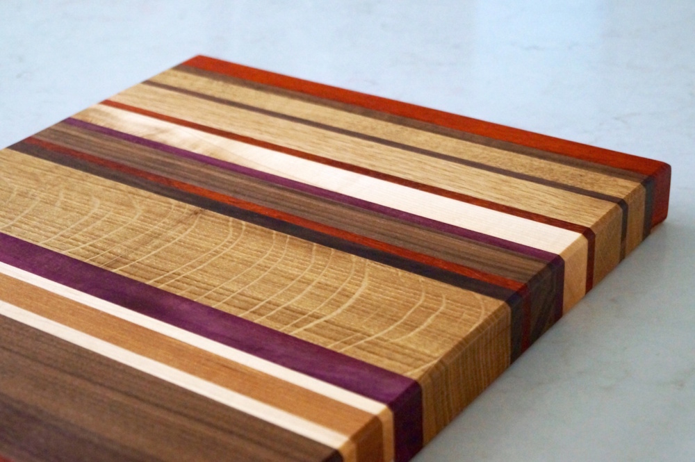 handmade-multi-colour-stipe-wooden-chopping-boards-uk-makemesomethingspecial.com