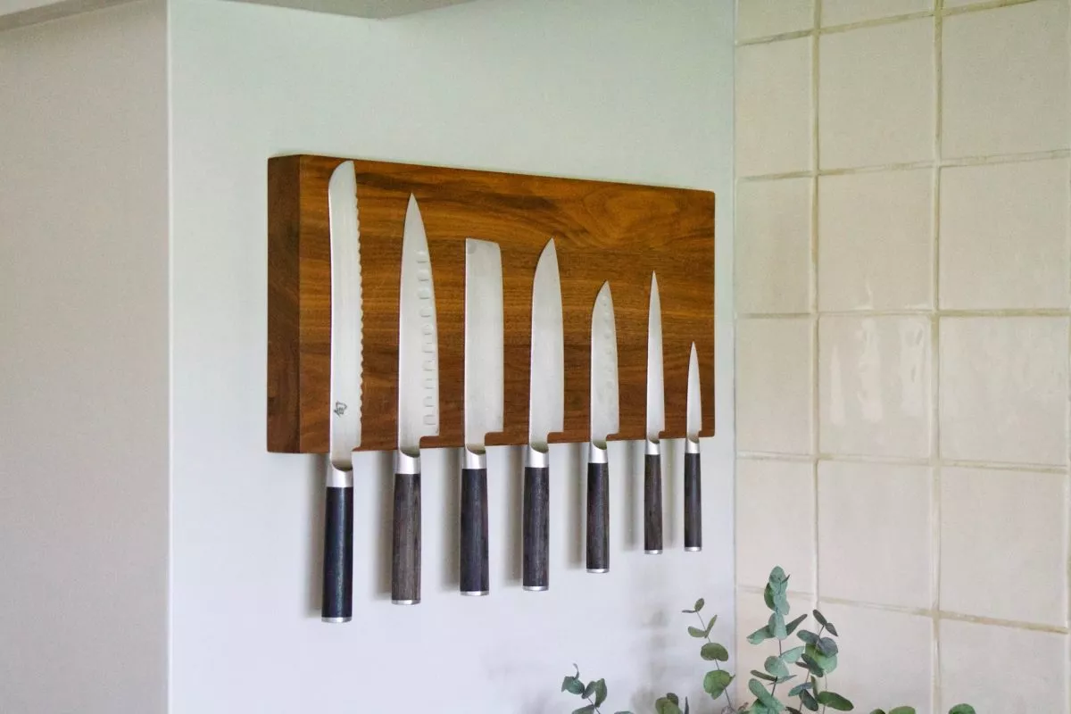 oak-magnetic-knife-racks