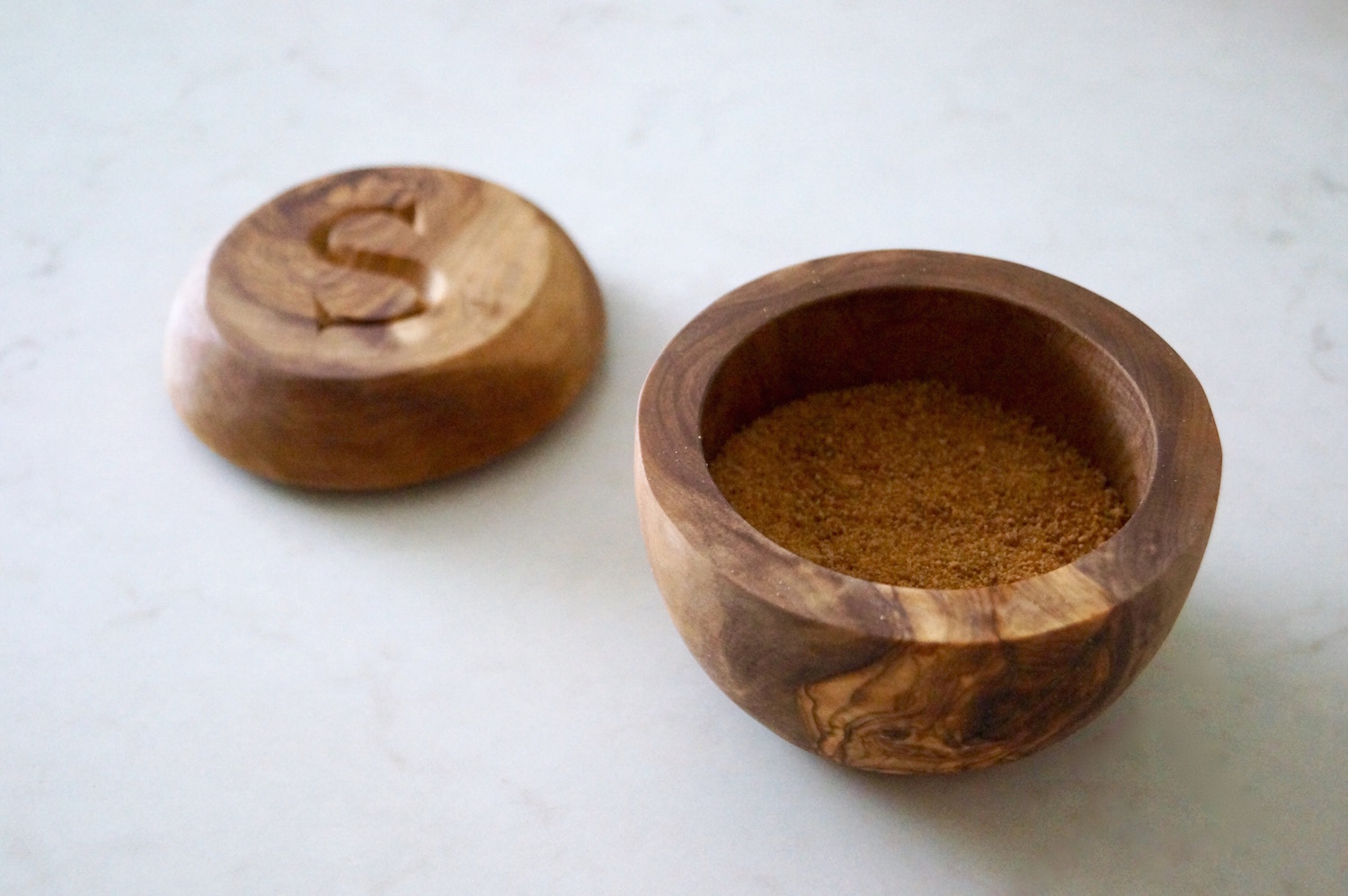 olive-wood-sugar-bowl-with-lid-makemesomethingspecial.com