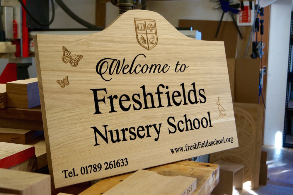 engraved-oak-outdoor-signs-makemesomethingspecial.com