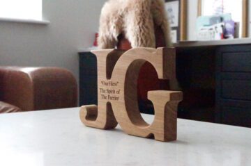 engraved-wooden-joined-letters-makemesomethingspecial.com