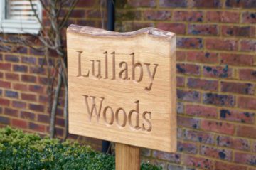 free-standing-rustic-house-signs-makemesomethingspecial.com