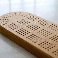 handmade-wooden-cribbage-board-game-makemesomethingspecial.com