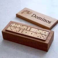 personalised-wooden-domino-sets-uk-makemesomethingspecial.com