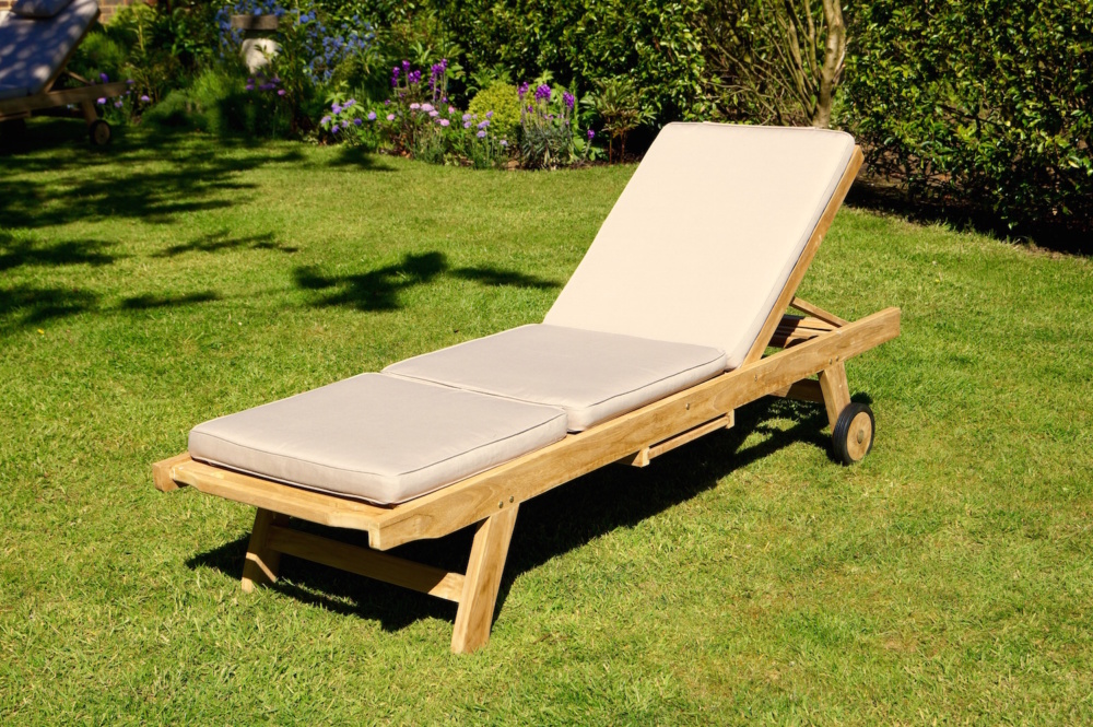 wooden-sun-lounger-with-cushion-makemesomethingspecial.com