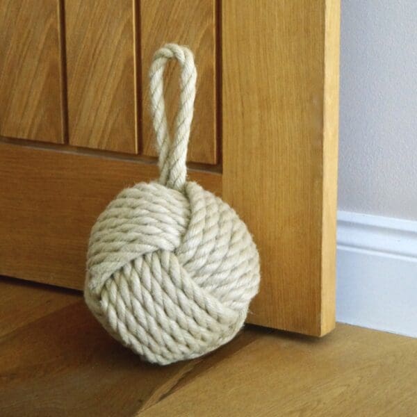 mankey-fist-rope-doorstop-makemesomethingspecial.com