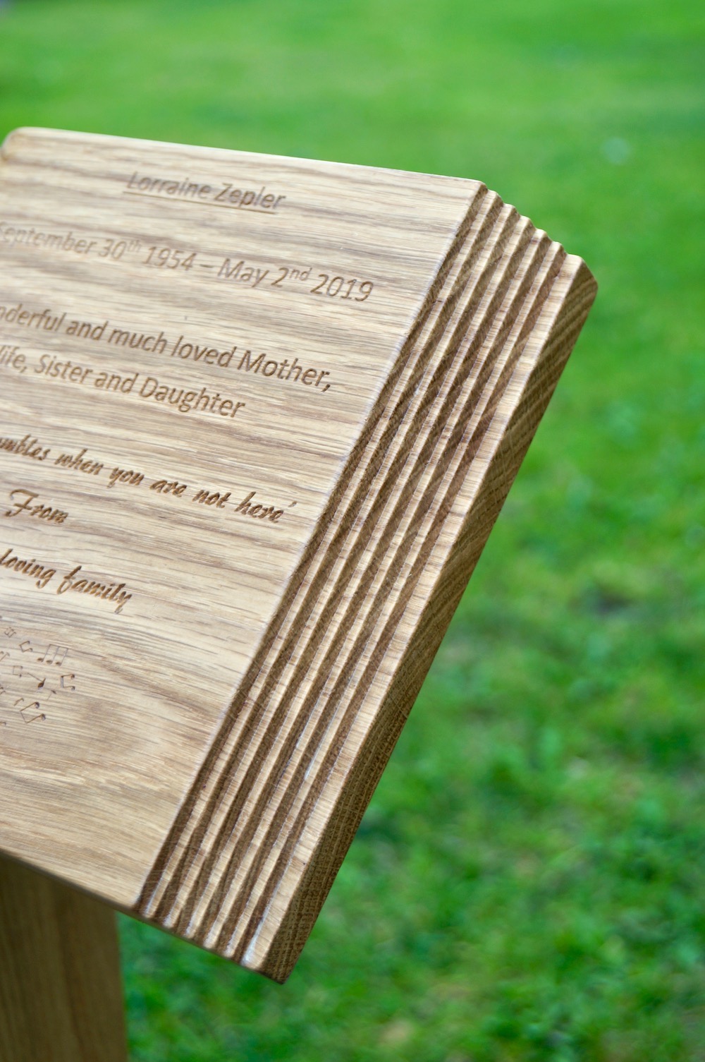 personalised-wooden-book-grave-marker-makemesomethingspecial.com