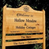 huge-bespoke-oak-signs-makemesomethingspecial.com