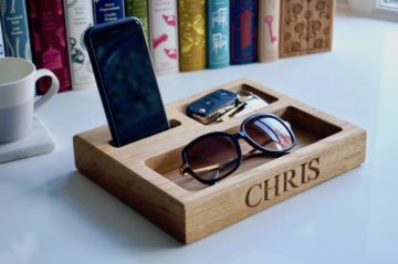 personalised-oak-sunglasses-tray