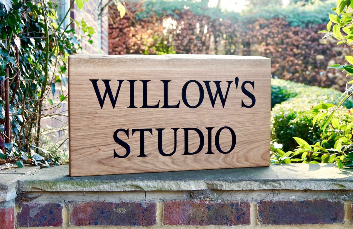 natural-edge-engraved-oak-sign