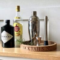 personalised-oak-round-tray
