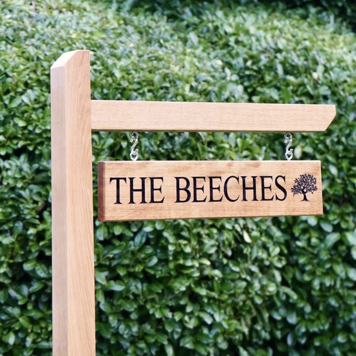 Personalised Reclaimed Oak Hanging Sign – Custom Engraved Wooden Plaque – Any Text