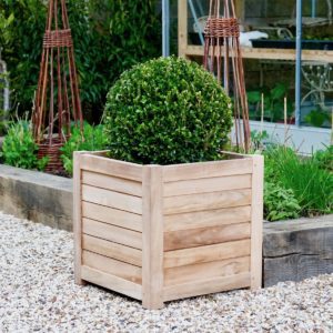 garden-hardwood-planter-box.jpeg