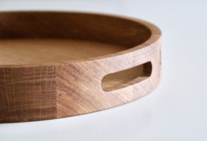 round-oak-tray