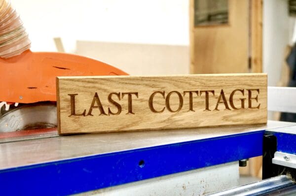 engraved-oak-gate-sign