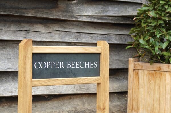 engraved-slate-signswith-oak-posts