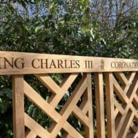 king-charles-engraved-bench