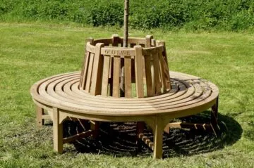 personalised-curved-teak-tree-bench