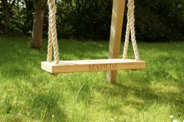 engraved-small-oak-swing