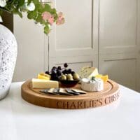 engraved-oak-cheese-board-uk