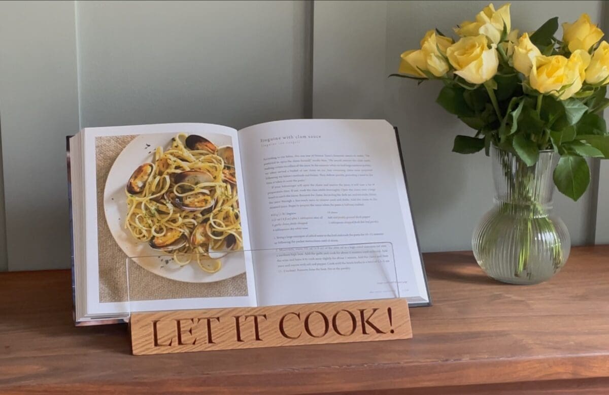 personalised-wooden-book-stand