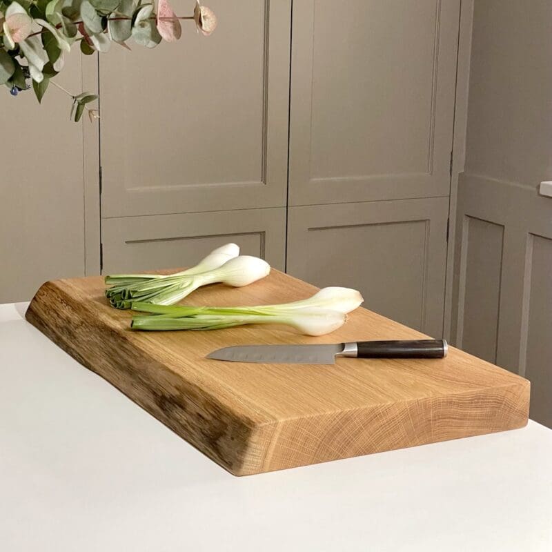 james-martin-style-live-edge-chopping-board