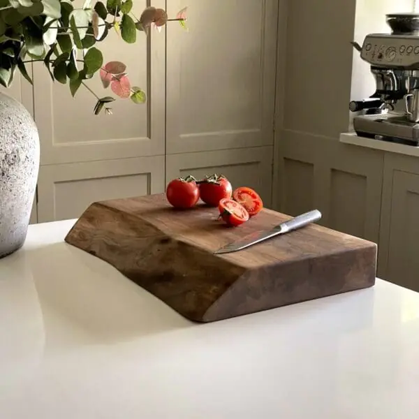 extra-large-walnut-live-edge-chopping-board